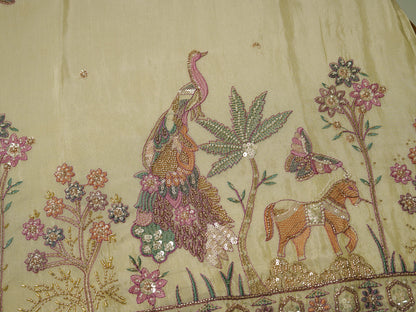 Elegant off White Embroidered Kurta Set with Pink Dupatta
