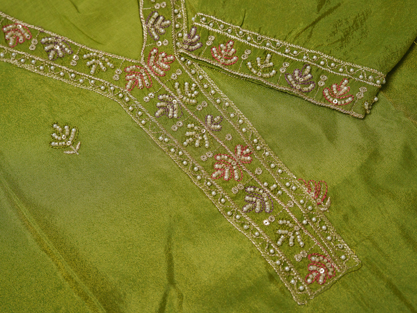 Mehndi Green Viscose Tissue Kurta Set with Jacquard Dupatta