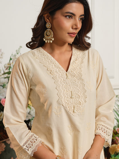 Embroidered Off-White V-Neck Kurta Set with Trousers & Dupatta
