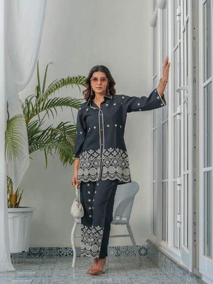 Embroidered Three-Quarter Sleeves Shirt With Trouser