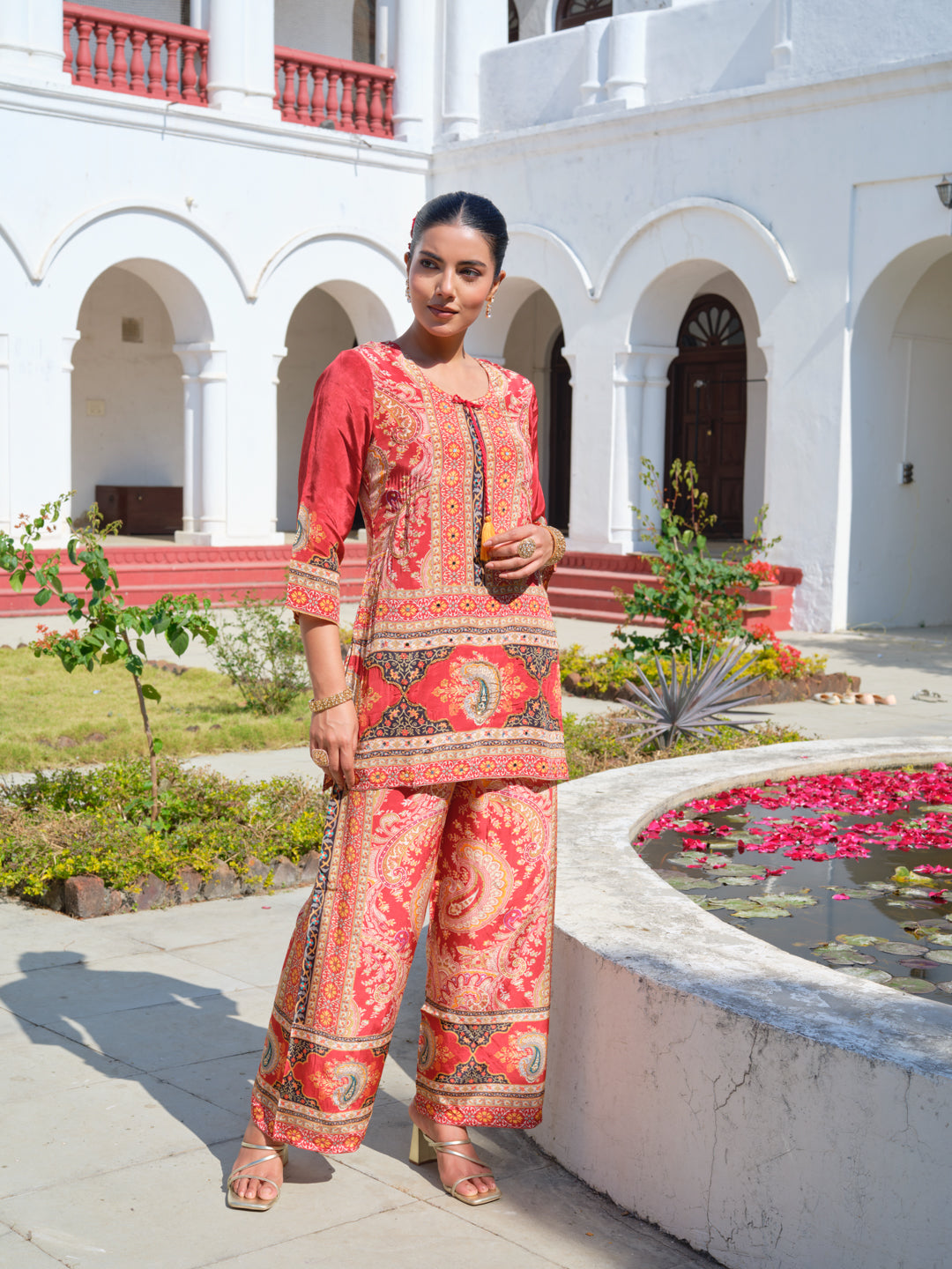 Printed Round Neck Top & Trousers Co-Ords Set