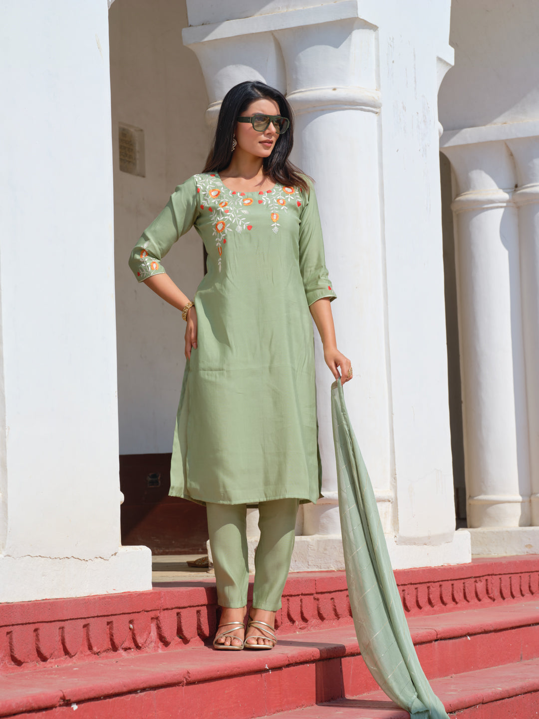 Embroidered Round Neck Straight Kurta & Trousers With Dupatta