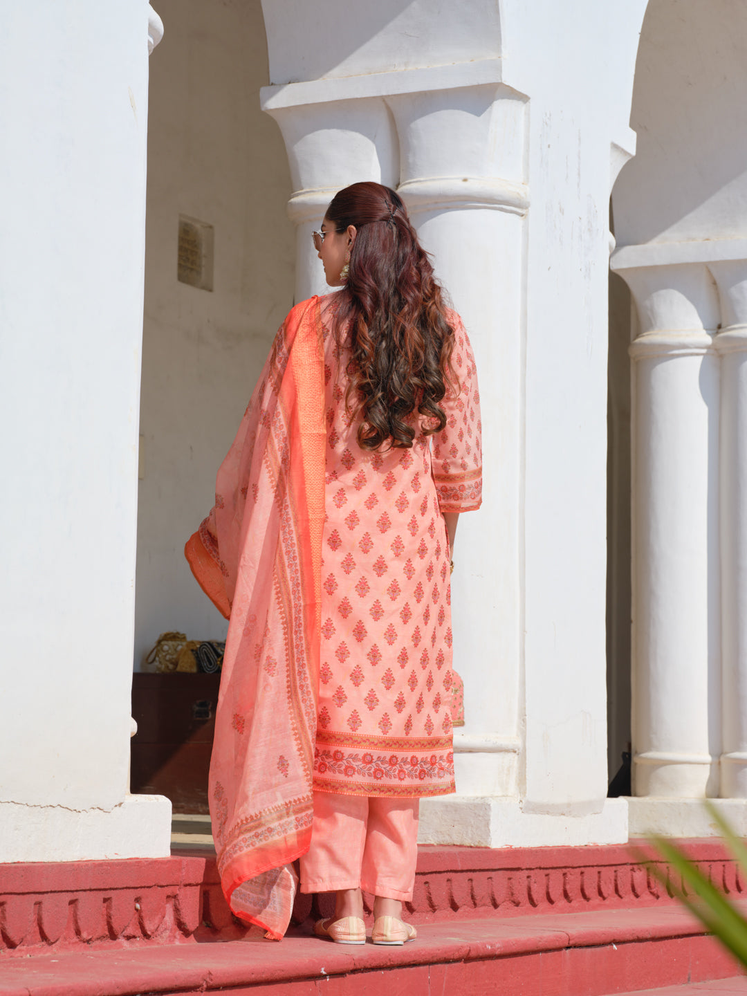 Printed Round Neck Kurta & Trousers With Dupatta