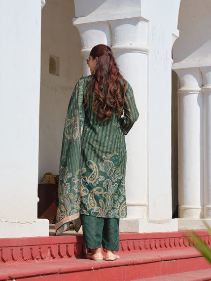 Printed Round Neck Kurta & Trousers With Dupatta