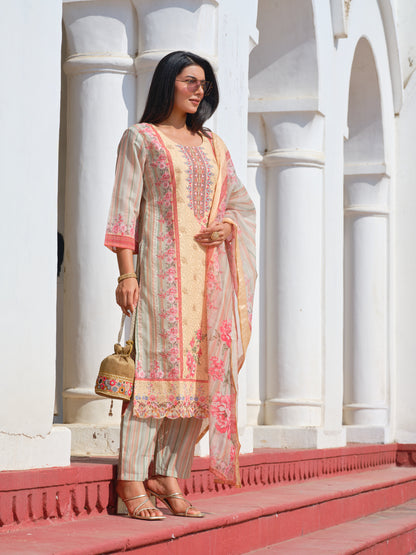 Printed Round Neck Kurta & Trousers With Dupatta