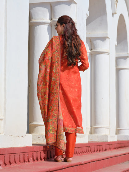 Embroidered Round Neck Straight Kurta & Trousers With Dupattta