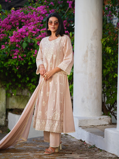 Embroidered Round Neck Kurta & Trousers Kurta Set