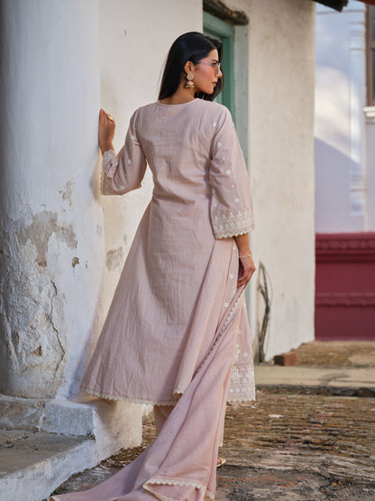 Embroidered Round Neck Kurta & Trousers Kurta Set