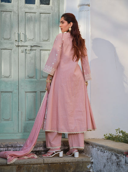 Embroidered Round Neck Kurta & Trousers Kurta Set