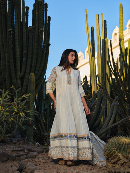 Women Ethnic Motifs Printed Panelled Mirror Work Kurta with Trousers & With Dupatta