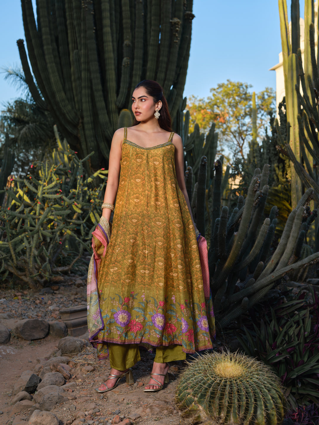 Women Floral Printed Tiered Mirror Work Kurta with Trousers & With Dupatta