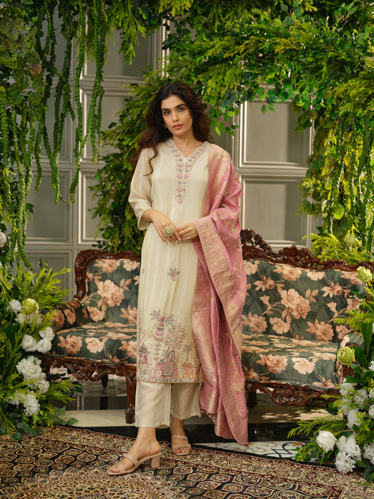 Elegant Peach Embroidered Kurta Set with Pink Dupatta