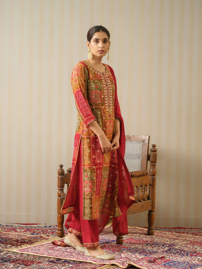 Bandhani Printed Thread Work Regular Pure Silk Kurta With Trousers & Dupatta - Buy Best Ethnic Wear for Women & Girls | Daily Woman - 