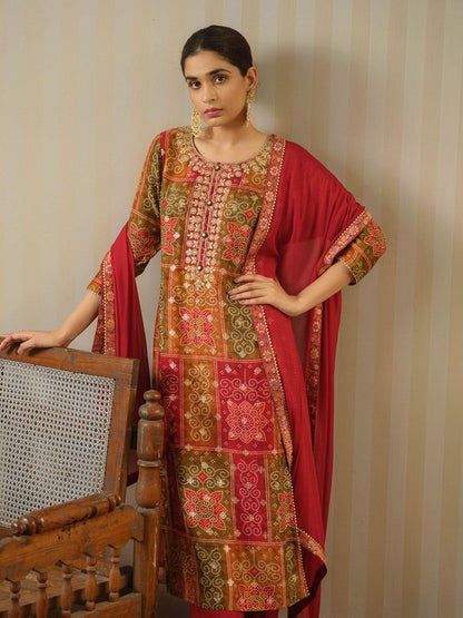 Bandhani Printed Thread Work Regular Pure Silk Kurta With Trousers & Dupatta - Buy Best Ethnic Wear for Women & Girls | Daily Woman - 