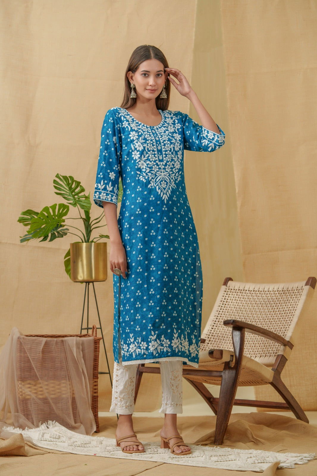 Bandhani Printed Thread Work Straight Kurta - Buy Best Ethnic Wear for Women & Girls | Daily Woman - 