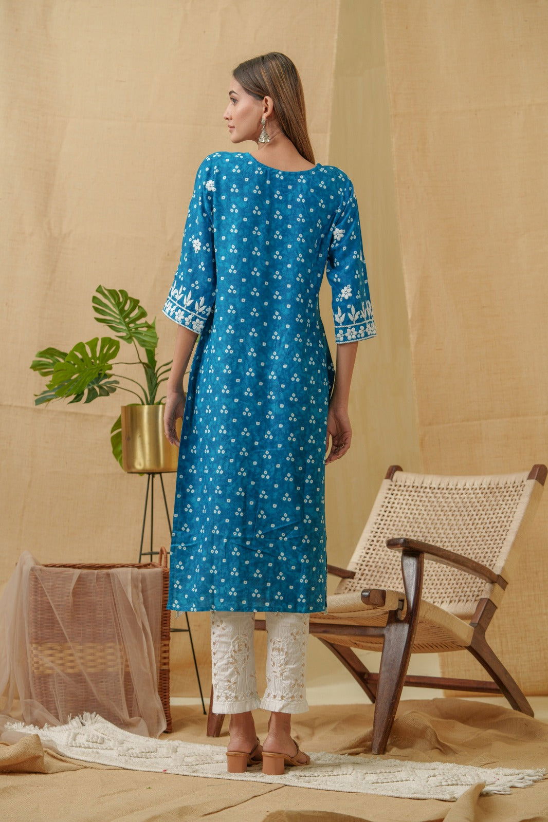 Bandhani Printed Thread Work Straight Kurta - Buy Best Ethnic Wear for Women & Girls | Daily Woman - 