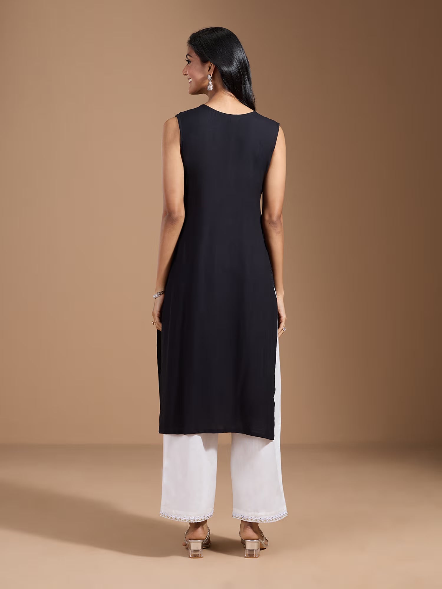 Black  Women Thread Work Kurta - Buy Best Ethnic Wear for Women & Girls | Daily Woman - 