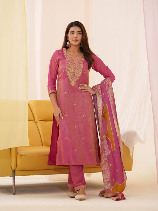 Dola Jacquard Peach Color Floral Embroidered Chanderi Silk Straight Kurta with Trousers - Buy Best Ethnic Wear for Women & Girls | Daily Woman - 