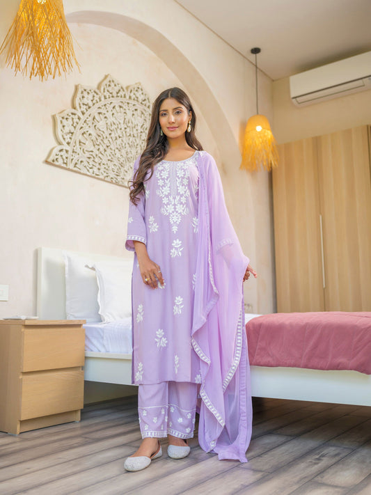 Embroidered Straight Kurta With Trouser & Dupatta Set - Buy Best Ethnic Wear for Women & Girls | Daily Woman - 