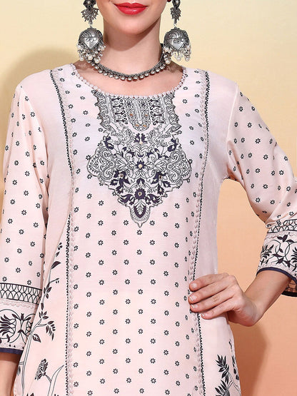 Ethnic Motif Embroidered Kurta & Trouser With Dupatta - Buy Best Ethnic Wear for Women & Girls | Daily Woman - 