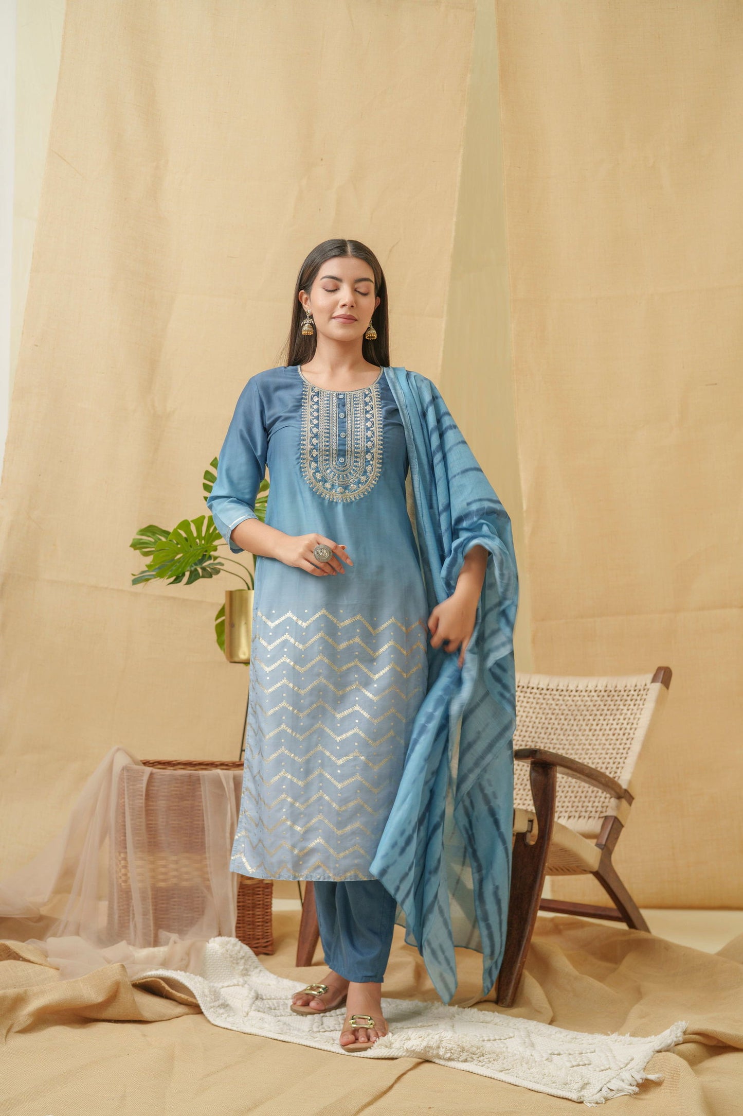 Ethnic Motifs Embroidered Kurta With Trousers & Dupatta - Buy Best Ethnic Wear for Women & Girls | Daily Woman - 