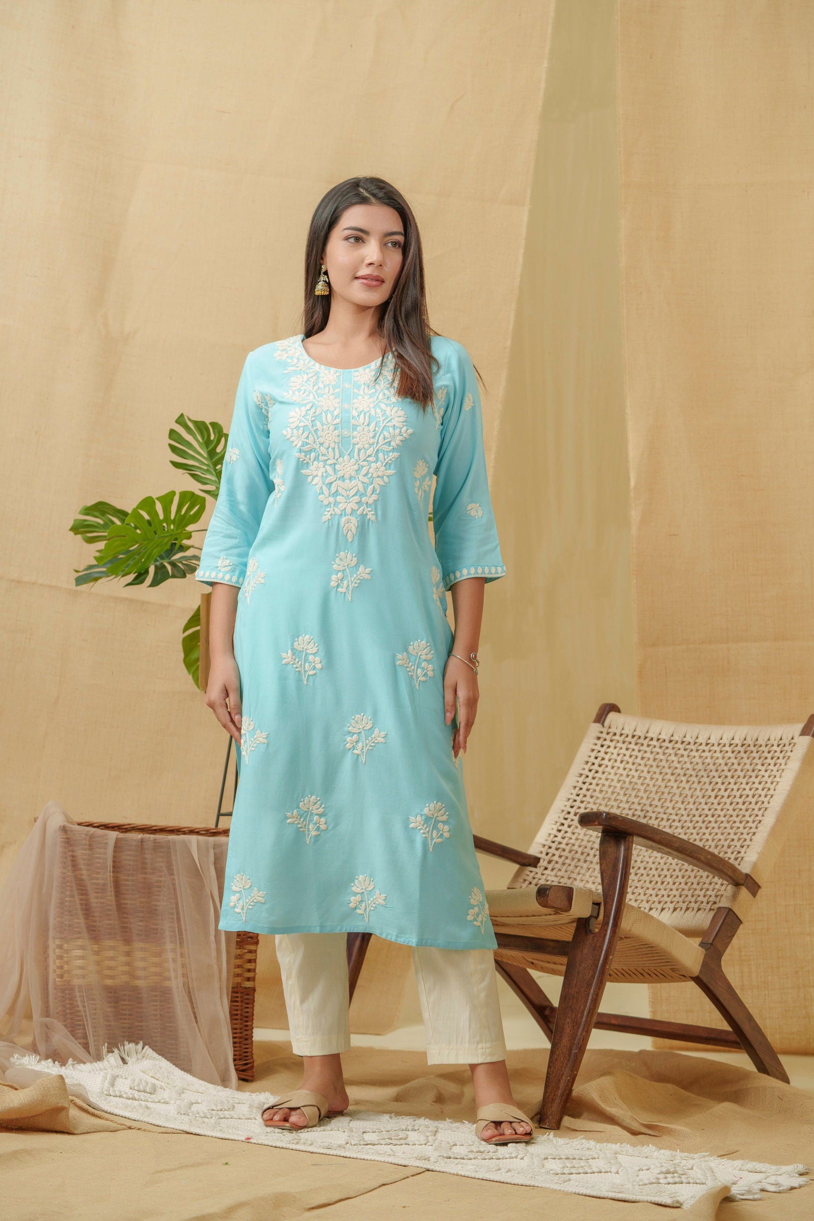 Ethnic Motifs Embroidered Straight Kurta - Buy Best Ethnic Wear for Women & Girls | Daily Woman - 
