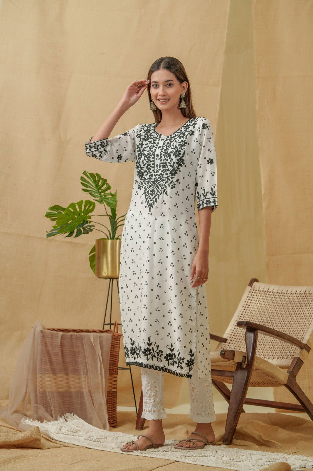 Ethnic Motifs Embroidered Straight Kurta - Buy Best Ethnic Wear for Women & Girls | Daily Woman - 