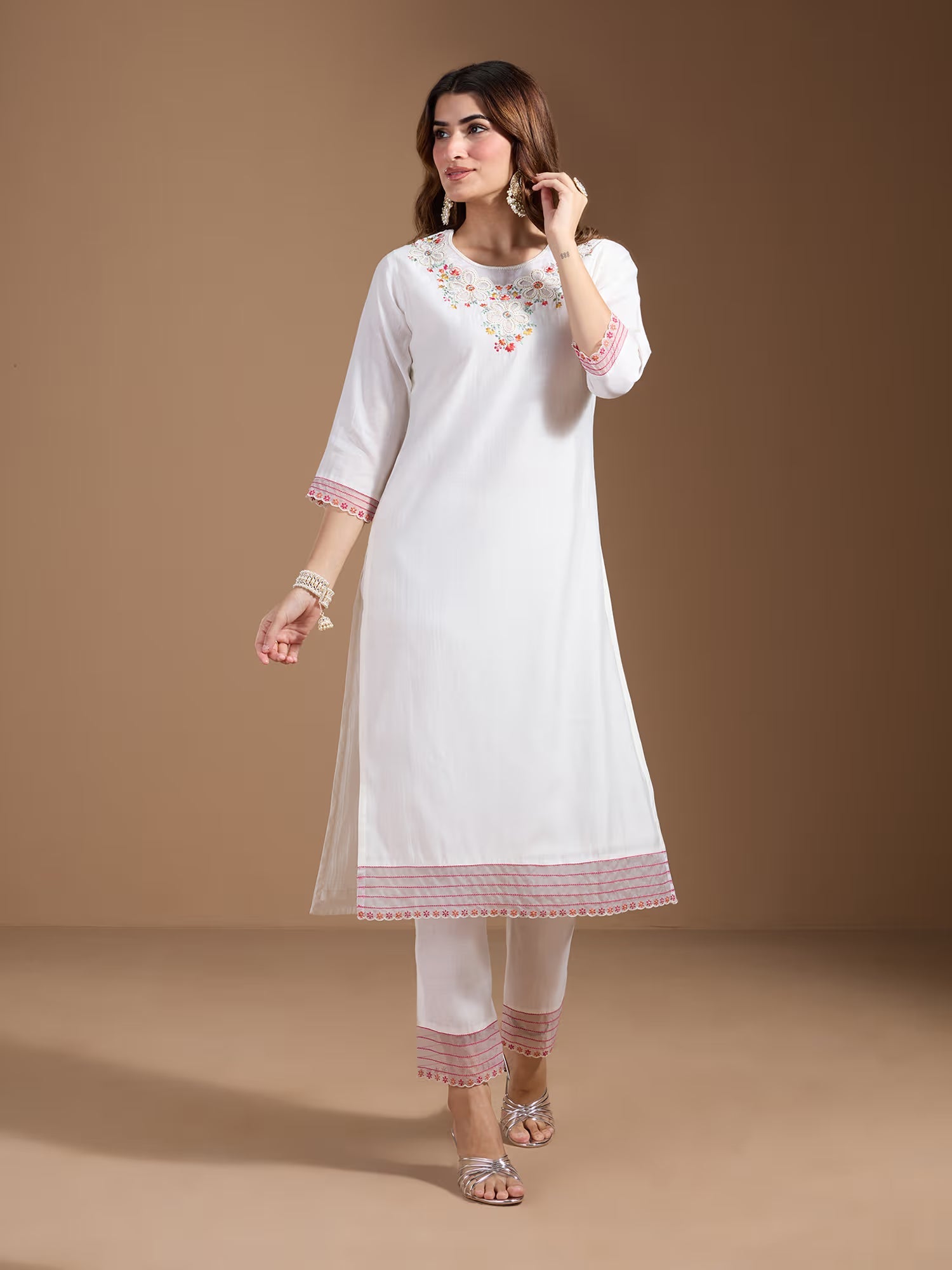Floral Embroidered Kurta & Trouser With Dupatta - Buy Best Ethnic Wear for Women & Girls | Daily Woman - 