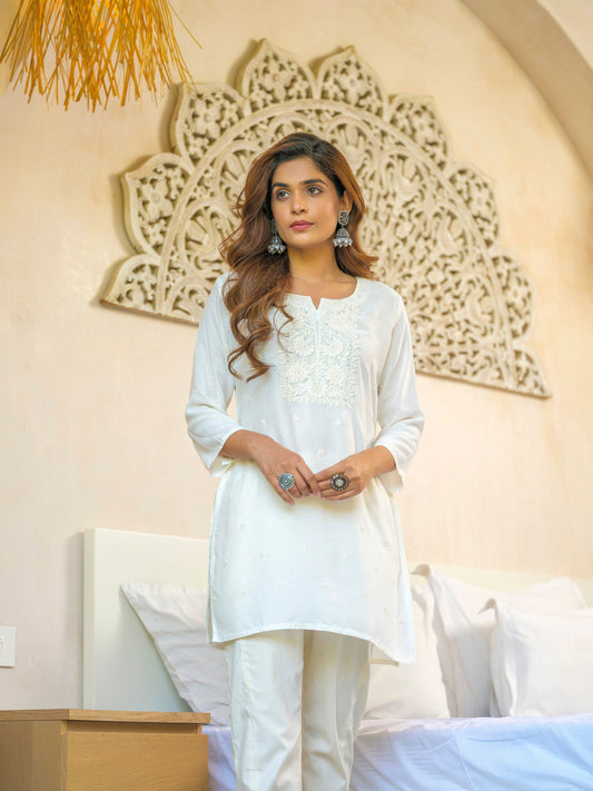 Floral Embroidered Sequinned Kurti - Buy Best Ethnic Wear for Women & Girls | Daily Woman -