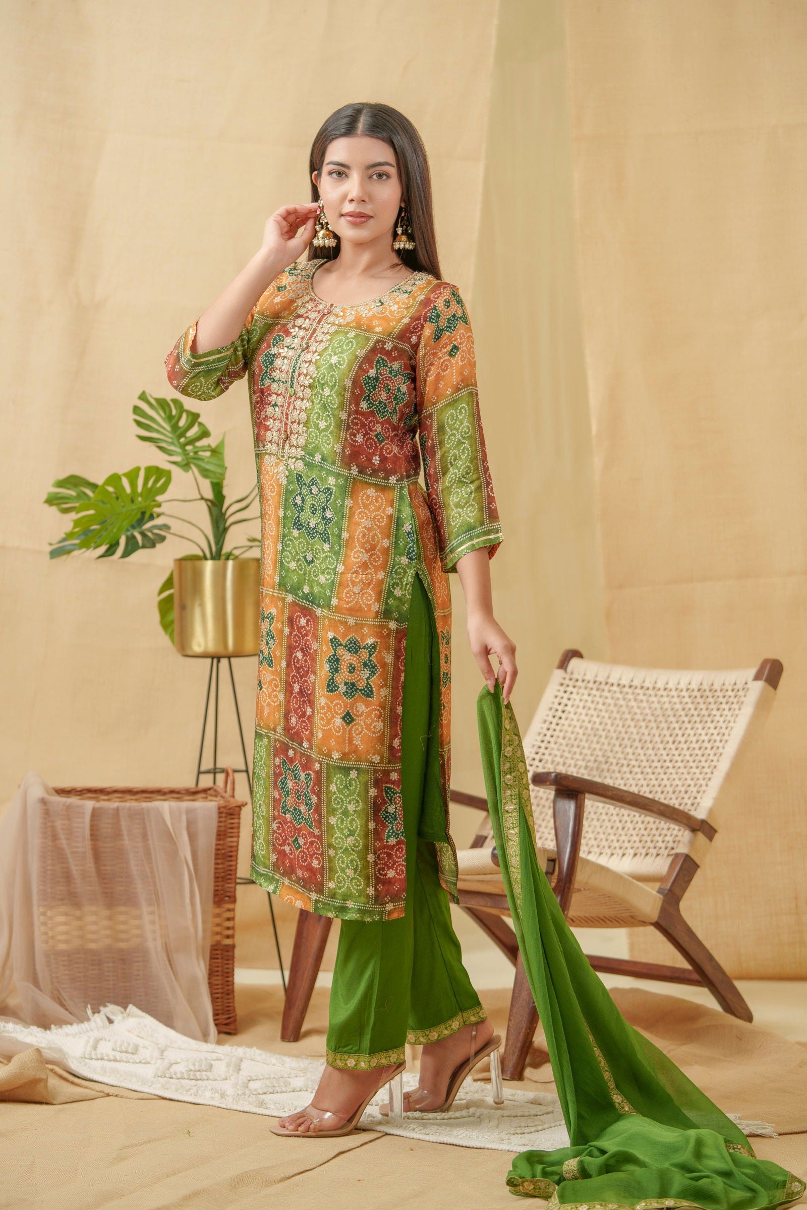 Floral Printed Regular Thread Work Linen Kurta with Trousers & Dupattata - Buy Best Ethnic Wear for Women & Girls | Daily Woman - 