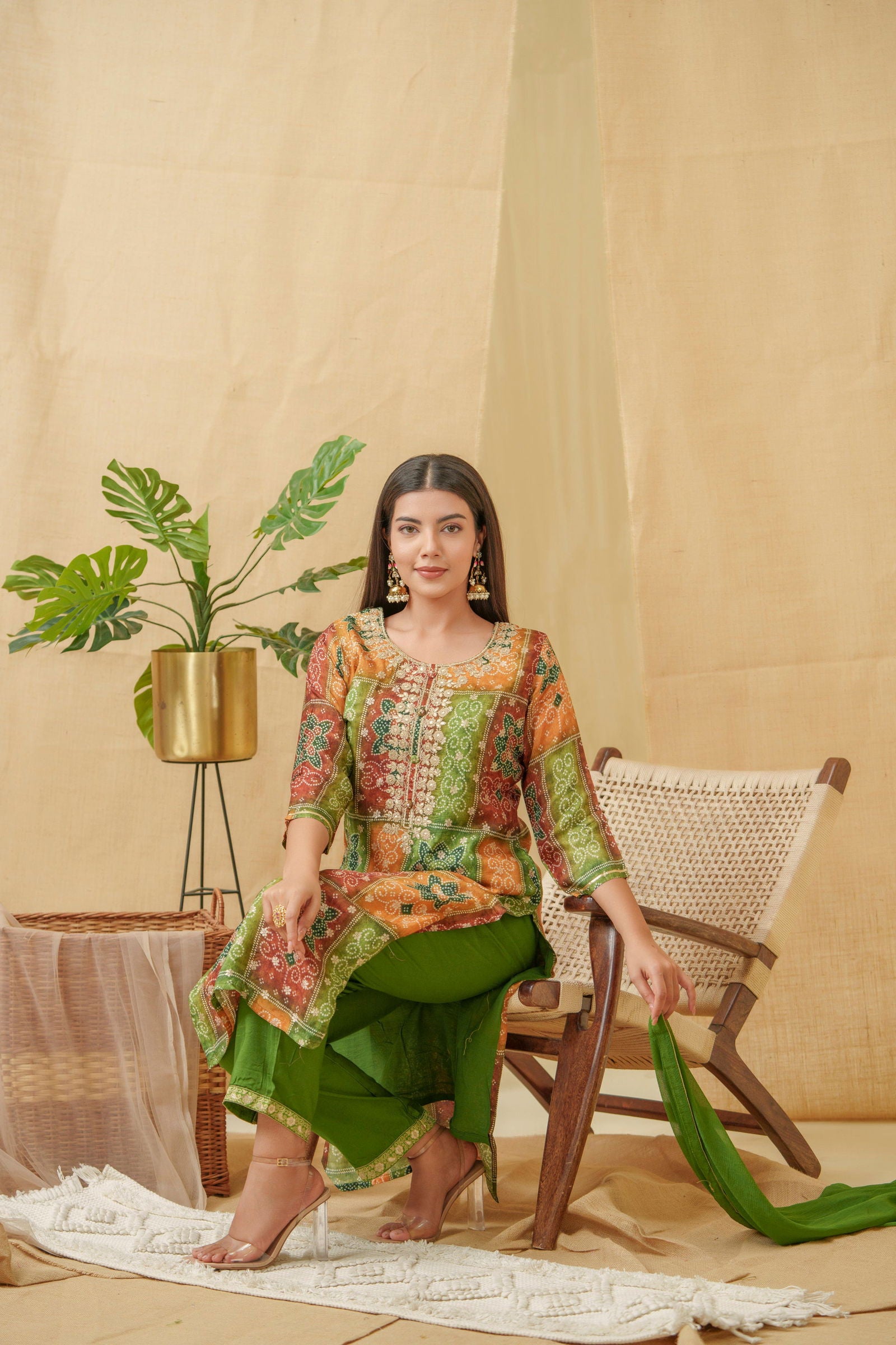 Floral Printed Regular Thread Work Linen Kurta with Trousers & Dupattata - Buy Best Ethnic Wear for Women & Girls | Daily Woman - 