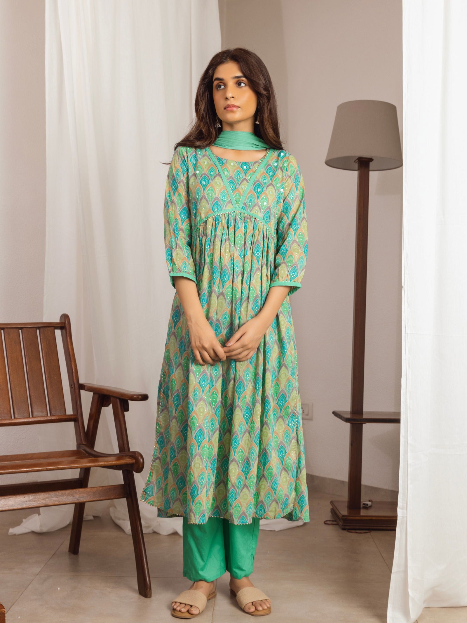 Green Bandhani Printed A-Line Kurta and Trousers With Dupatta - Buy Best Ethnic Wear for Women & Girls | Daily Woman - 
