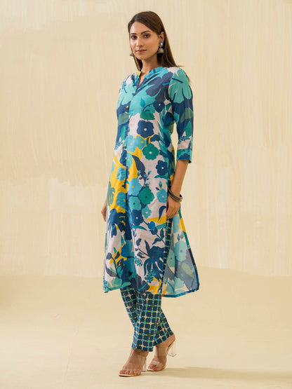 Green Floral Printed Straight Kurta and Trousers - Buy Best Ethnic Wear for Women & Girls | Daily Woman - 