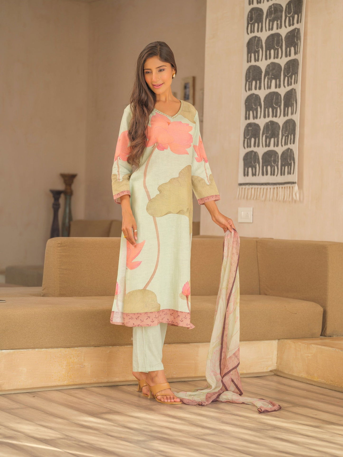 Green Floral Printed Straight Kurta and Trousers With Dupatta - Buy Best Ethnic Wear for Women & Girls | Daily Woman - 