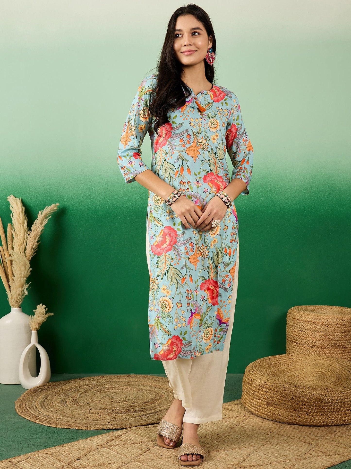 Notch Neck Floral-Printed Straight Kurtas - Buy Best Ethnic Wear for Women & Girls | Daily Woman - 