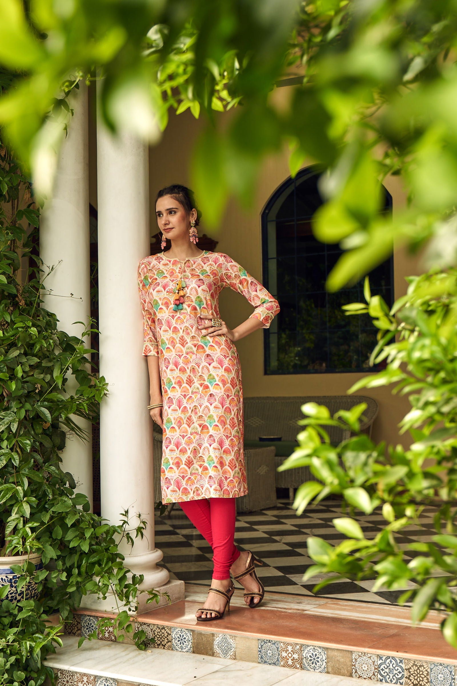 Off-White & Orange Ethnic Motifs Printed Tie-Up Neck Straight Kurta - Buy Best Ethnic Wear for Women & Girls | Daily Woman - 