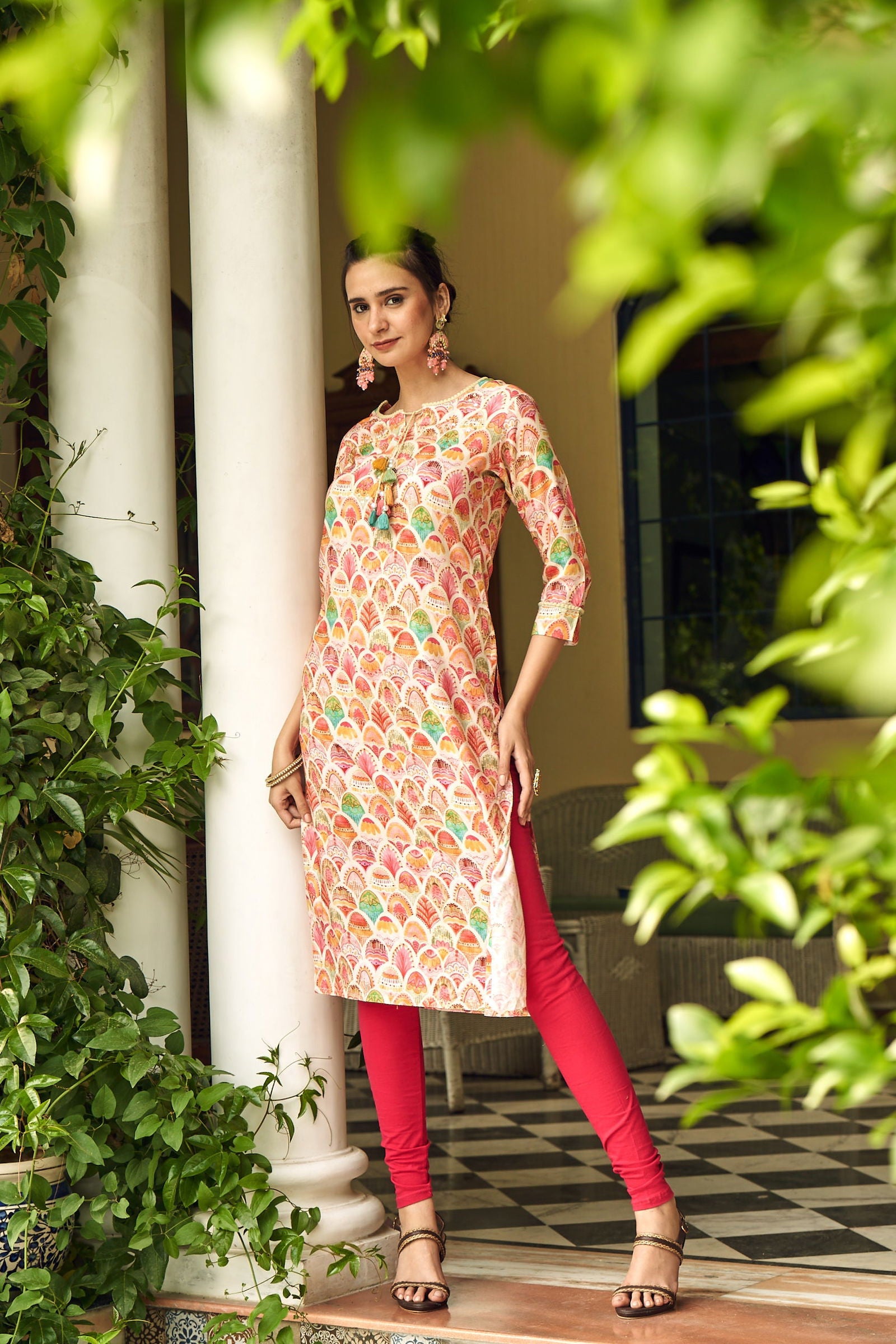 Off-White & Orange Ethnic Motifs Printed Tie-Up Neck Straight Kurta - Buy Best Ethnic Wear for Women & Girls | Daily Woman - 