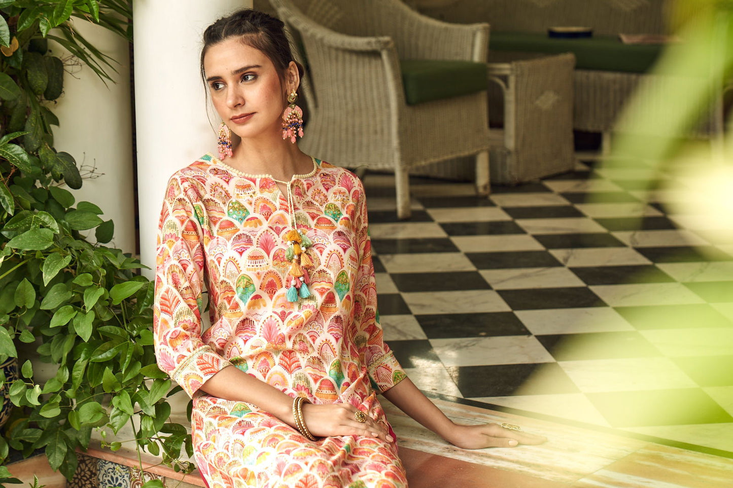 Off-White & Orange Ethnic Motifs Printed Tie-Up Neck Straight Kurta - Buy Best Ethnic Wear for Women & Girls | Daily Woman - 