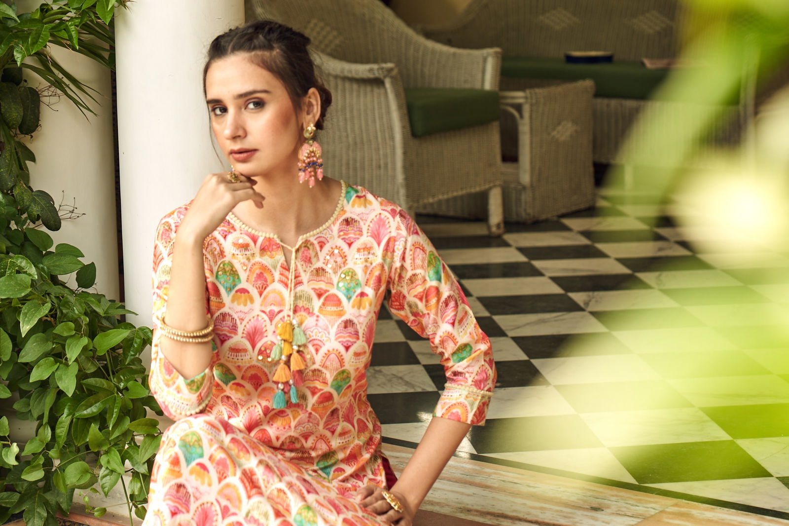 Off-White & Orange Ethnic Motifs Printed Tie-Up Neck Straight Kurta - Buy Best Ethnic Wear for Women & Girls | Daily Woman - 