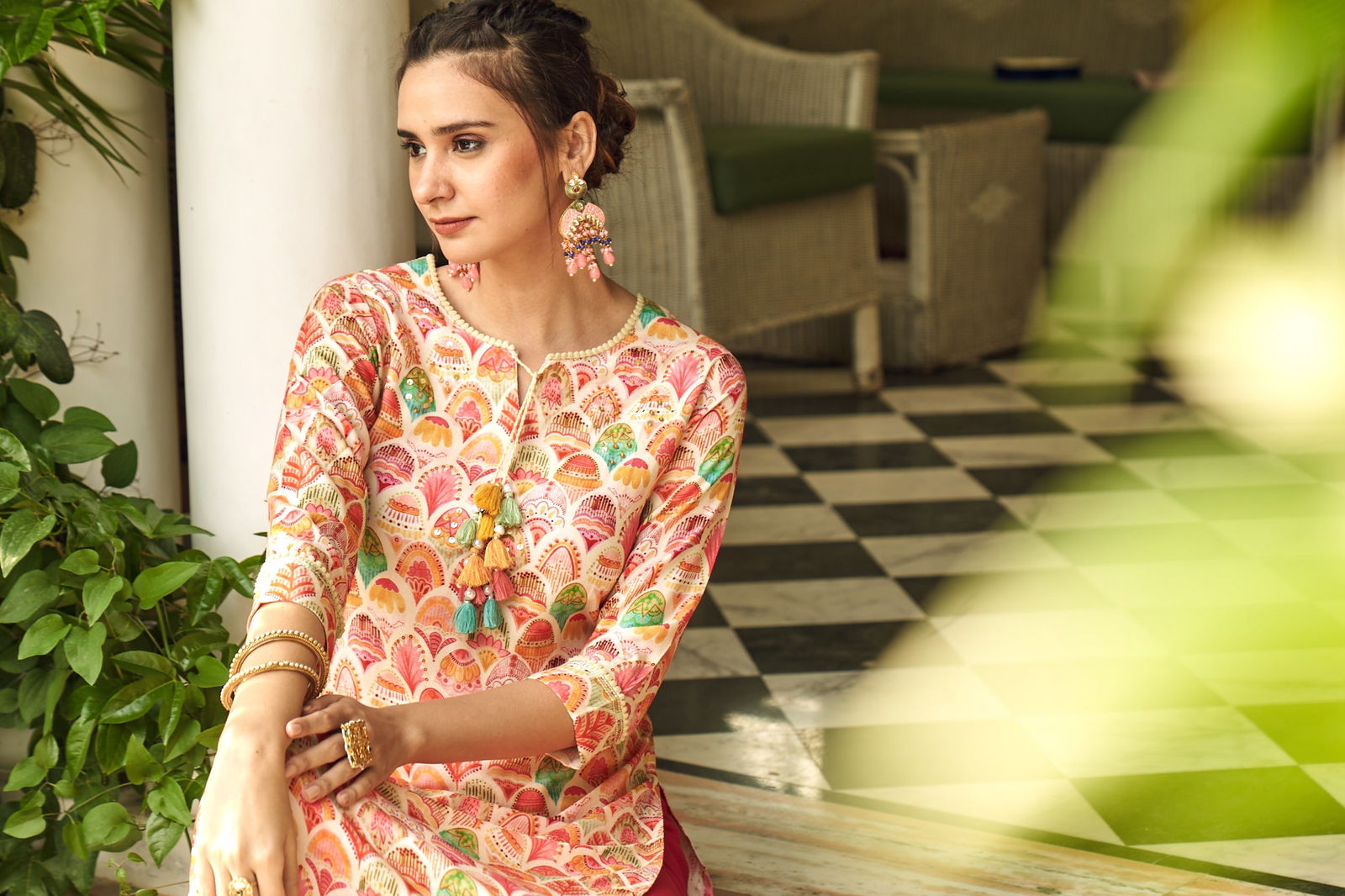 Off-White & Orange Ethnic Motifs Printed Tie-Up Neck Straight Kurta - Buy Best Ethnic Wear for Women & Girls | Daily Woman - 