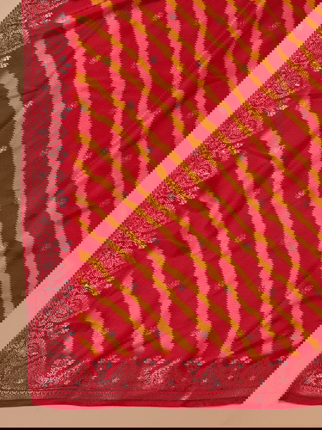 Pink Thread Work Pure Silk Straight Kurta & Trouser With Dupatta - Buy Best Ethnic Wear for Women & Girls | Daily Woman - 