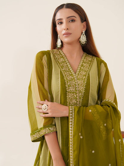 Poly Organza Woven Design Kurta With Trousers & Dupatta - Buy Best Ethnic Wear for Women & Girls | Daily Woman - 