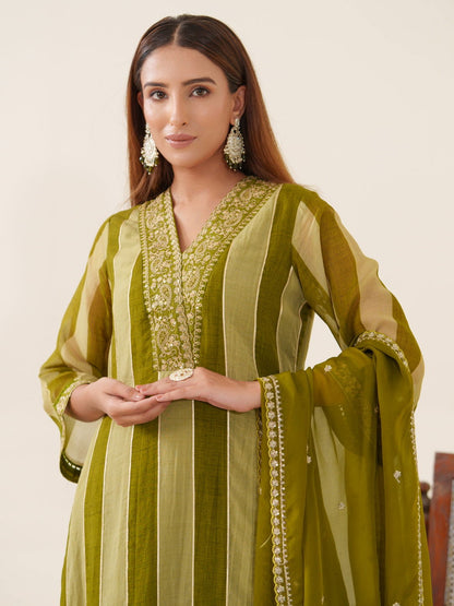 Poly Organza Woven Design Kurta With Trousers & Dupatta - Buy Best Ethnic Wear for Women & Girls | Daily Woman - 