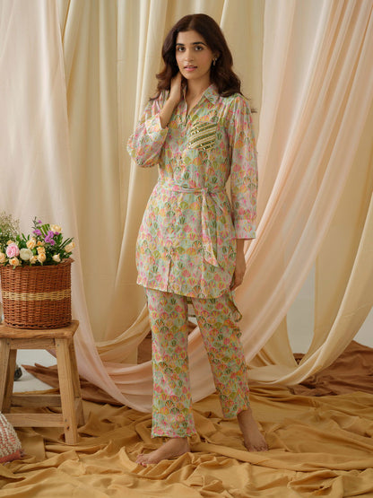 Printed Shirt Collar Pure Cotton Tunic With Trousers - Buy Best Ethnic Wear for Women & Girls | Daily Woman - 