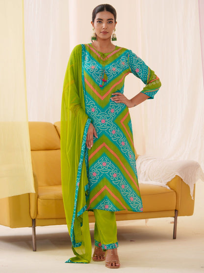 Pure Muslin Women Ethnic Motifs Embroidered Kurta With Trousers & Dupatta - Buy Best Ethnic Wear for Women & Girls | Daily Woman - 