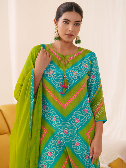Pure Muslin Women Ethnic Motifs Embroidered Kurta With Trousers & Dupatta - Buy Best Ethnic Wear for Women & Girls | Daily Woman - 