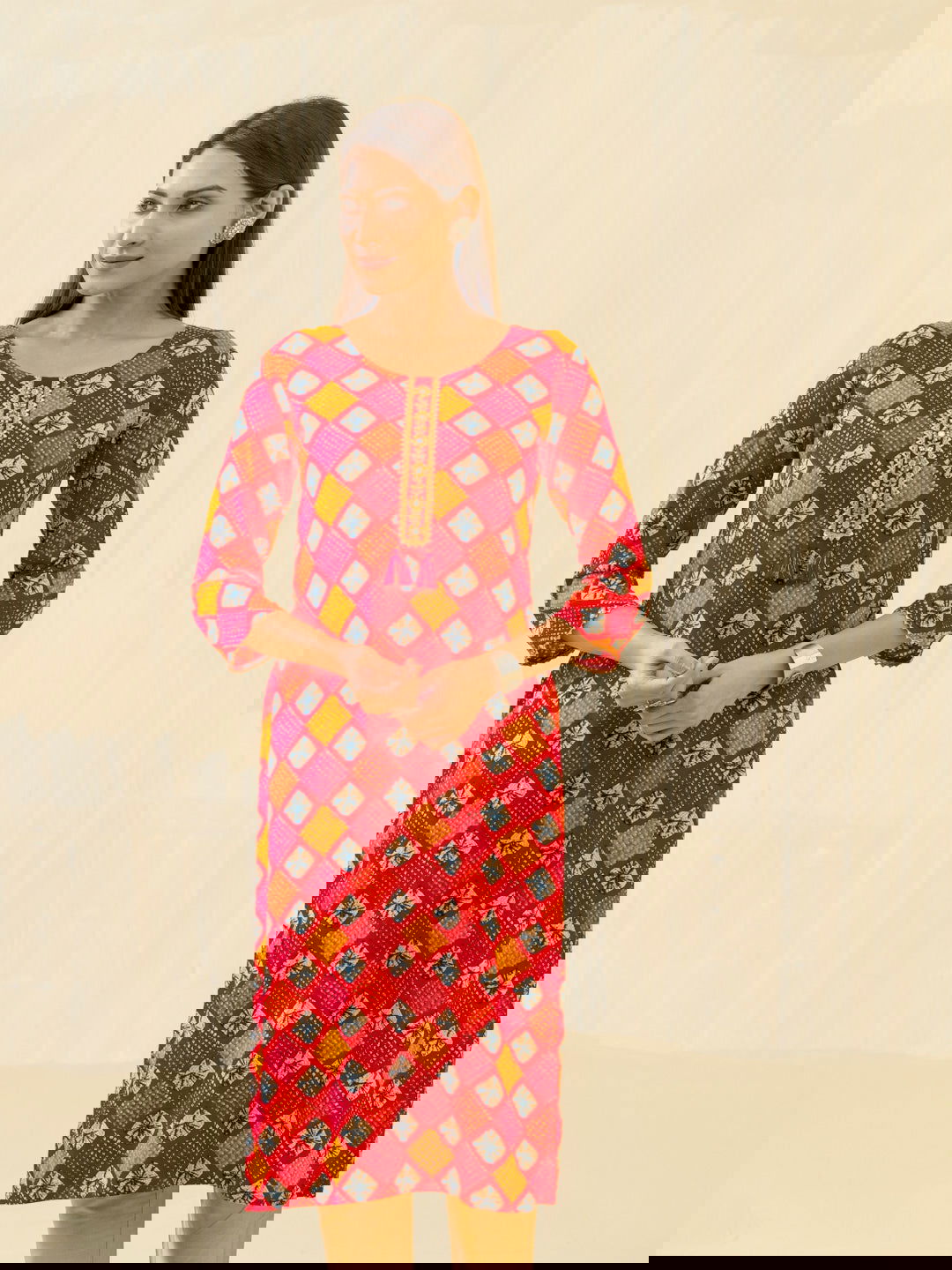 Red & Fashion Round Neck Printed and Kurtas - Buy Best Ethnic Wear for Women & Girls | Daily Woman - 