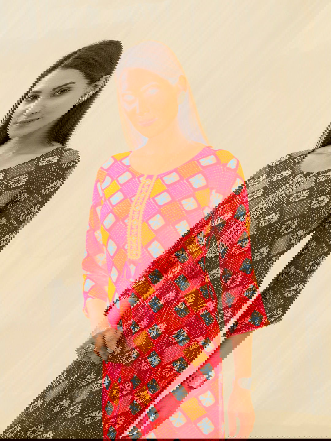 Red & Fashion Round Neck Printed and Kurtas - Buy Best Ethnic Wear for Women & Girls | Daily Woman - 