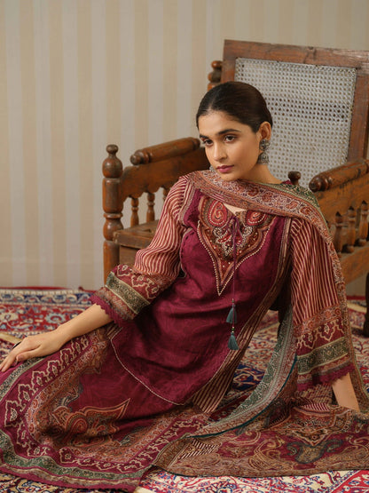 Red Printed Ethnic Motifs Straight Kurta and Trousers With Dupatta - Buy Best Ethnic Wear for Women & Girls | Daily Woman - 