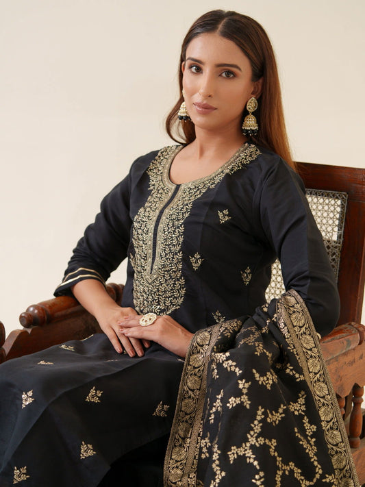 Roman Silk Black Color Kurta Set with Dupatta - Buy Best Ethnic Wear for Women & Girls | Daily Woman -
